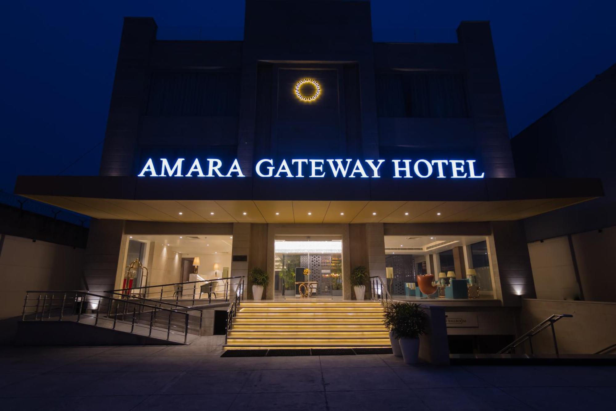Amara Gateway Hotel Moradabad Esterno foto