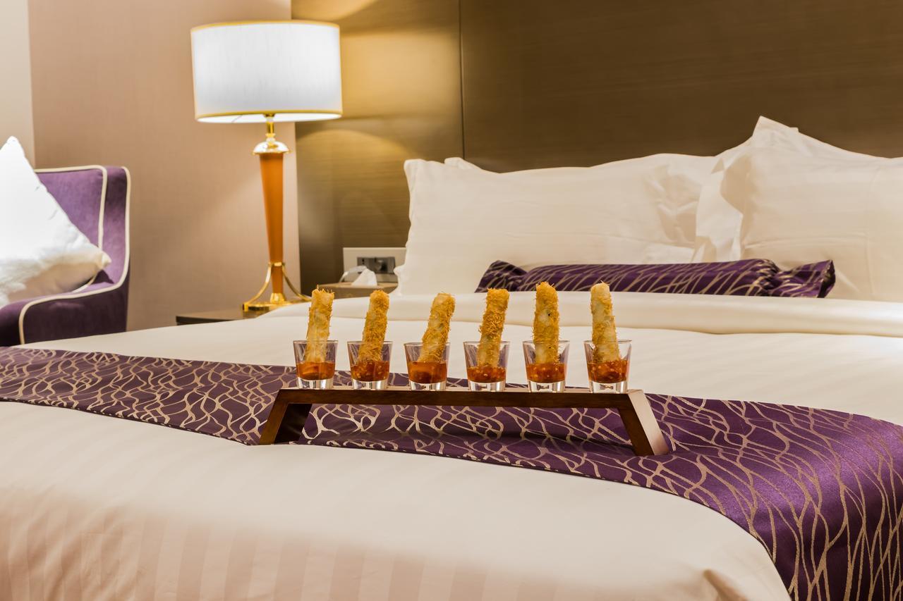 Amara Gateway Hotel Moradabad Esterno foto